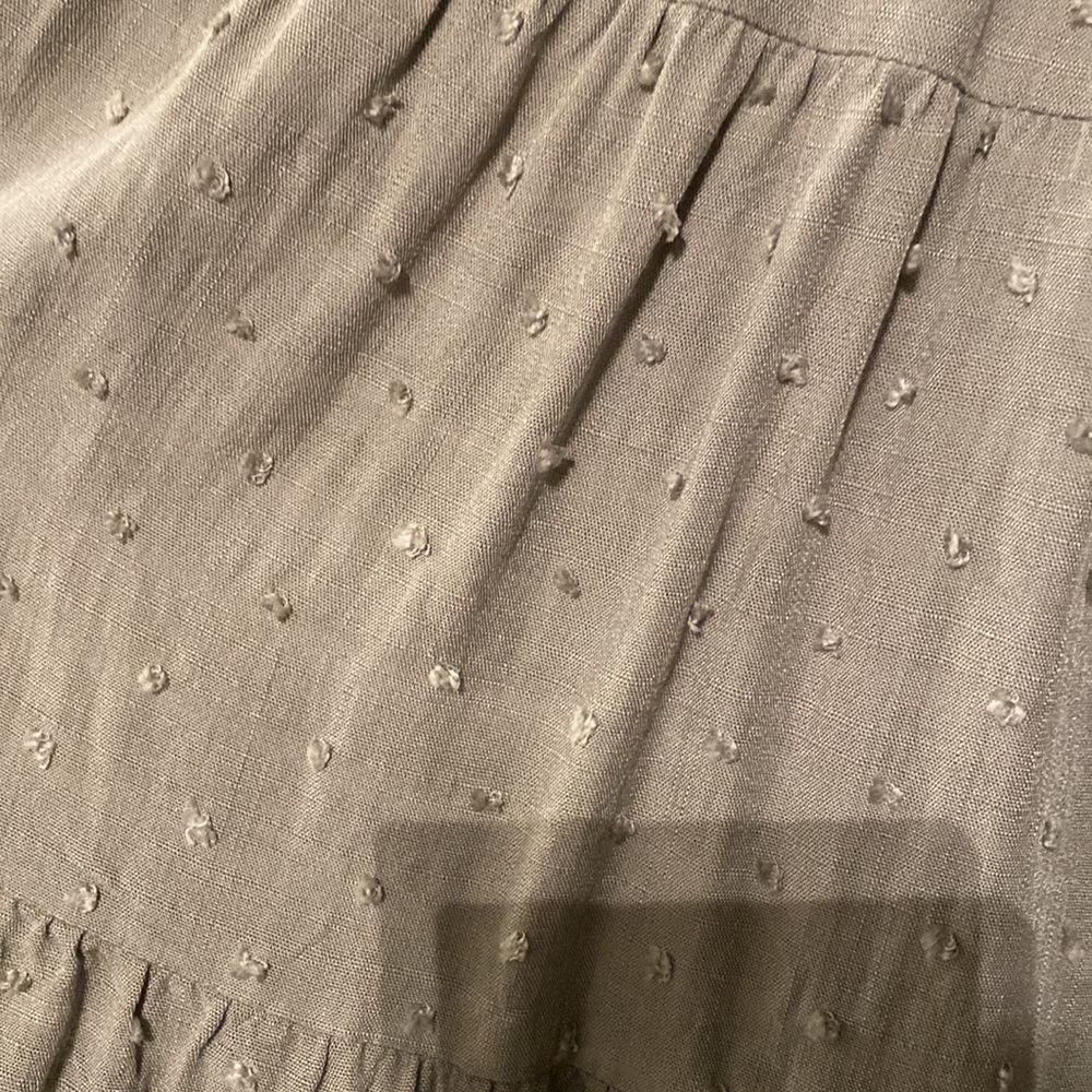 Short, olive green summer dress with buttons - Picture 2 of 4